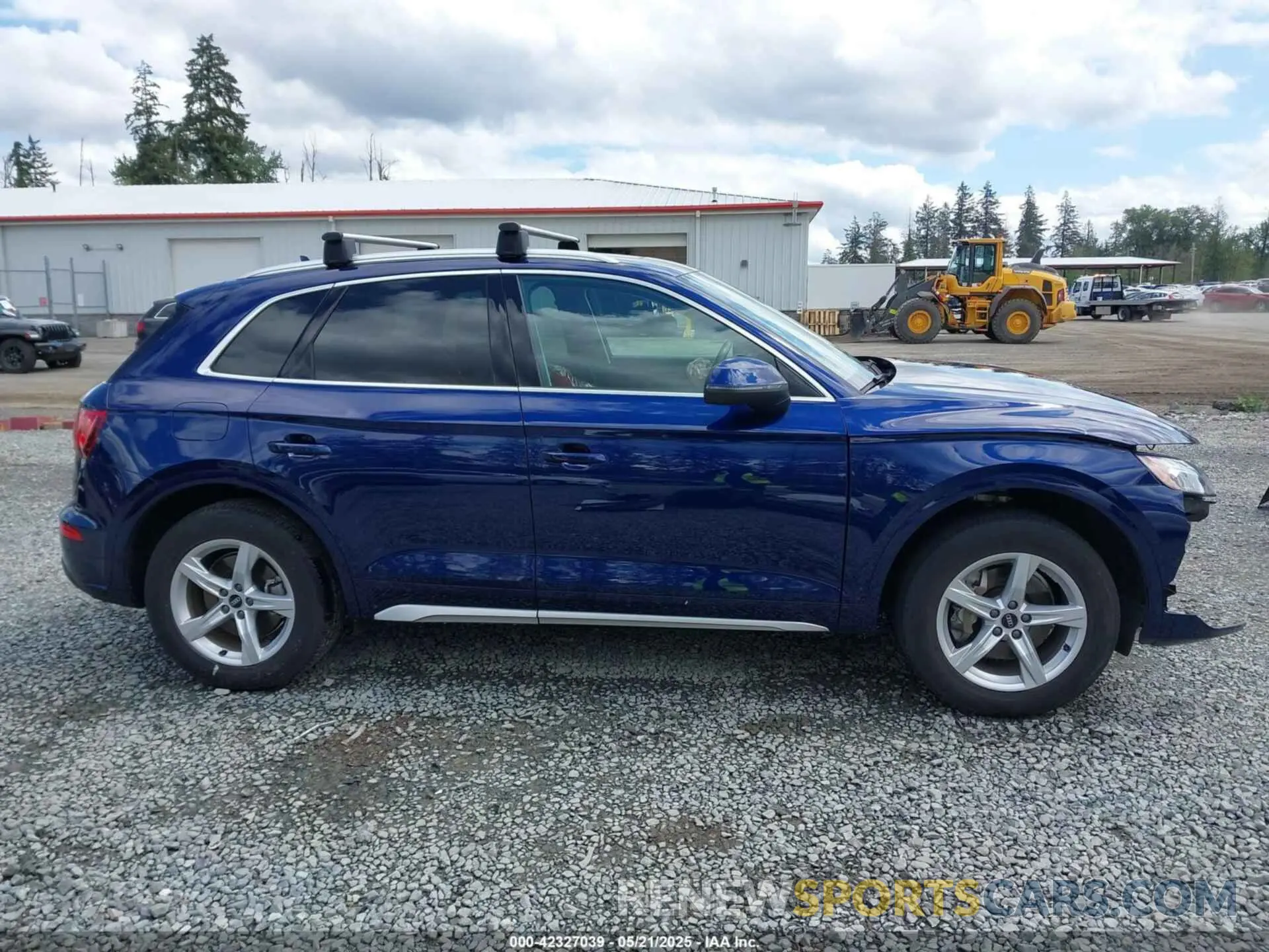 13 Photograph of a damaged car WA1AAAFY6M2023257 AUDI Q5 2021