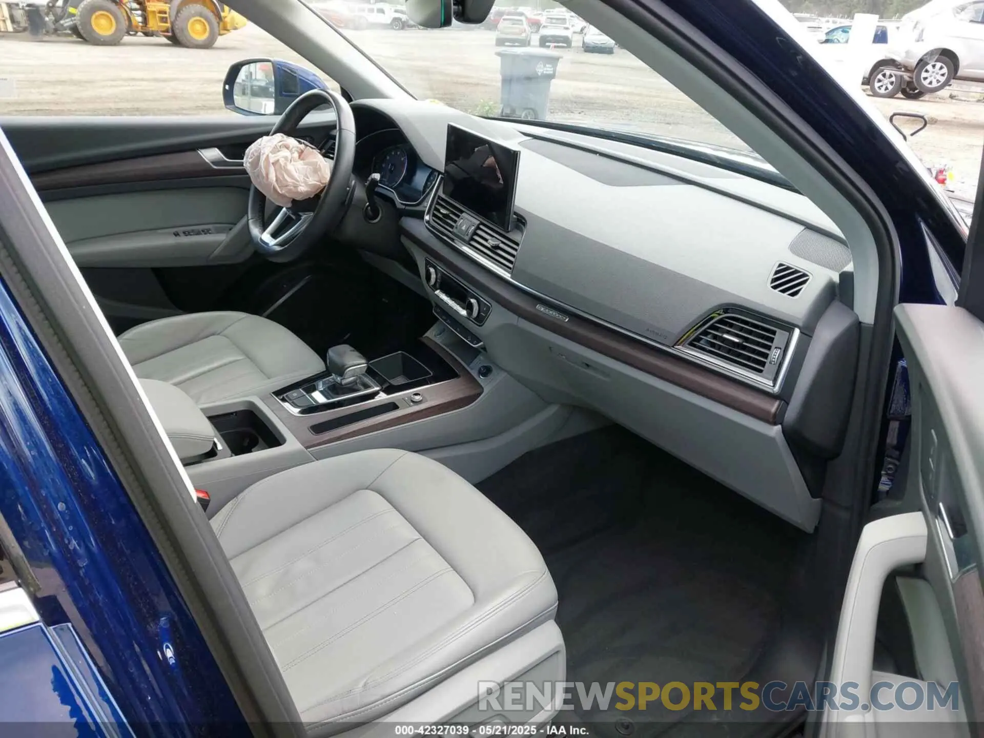 5 Photograph of a damaged car WA1AAAFY6M2023257 AUDI Q5 2021