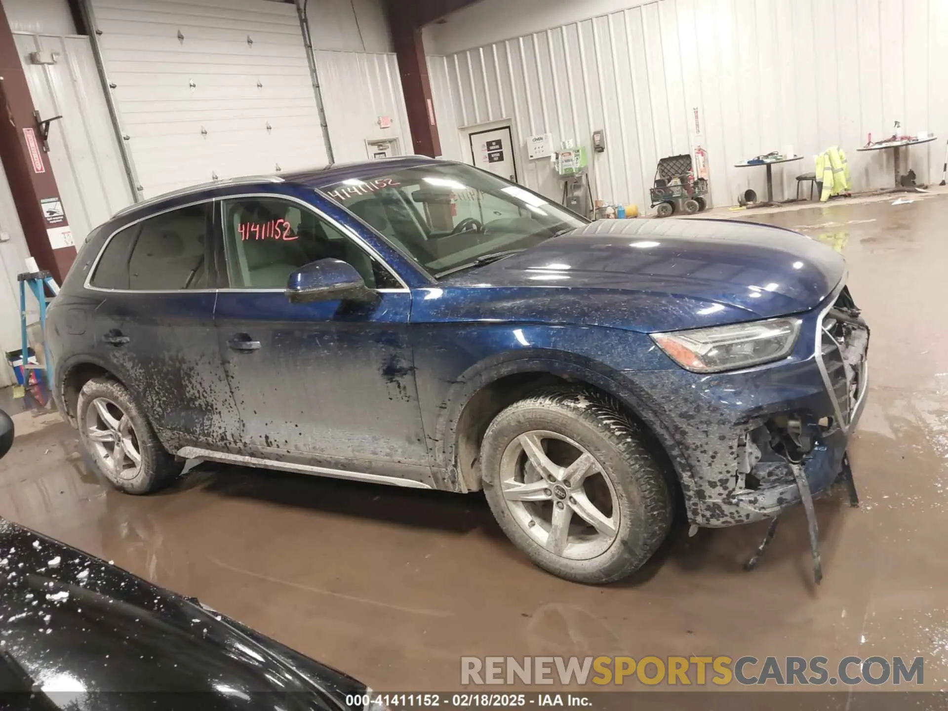 13 Photograph of a damaged car WA1AAAFY6M2053391 AUDI Q5 2021