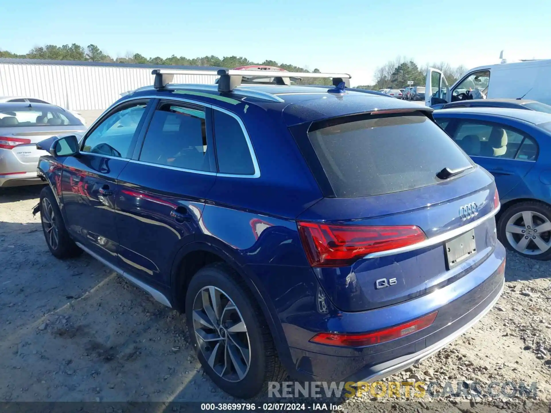 3 Photograph of a damaged car WA1AAAFY6M2093146 AUDI Q5 2021