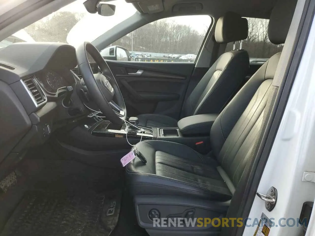 7 Photograph of a damaged car WA1AAAFY6M2111385 AUDI Q5 2021