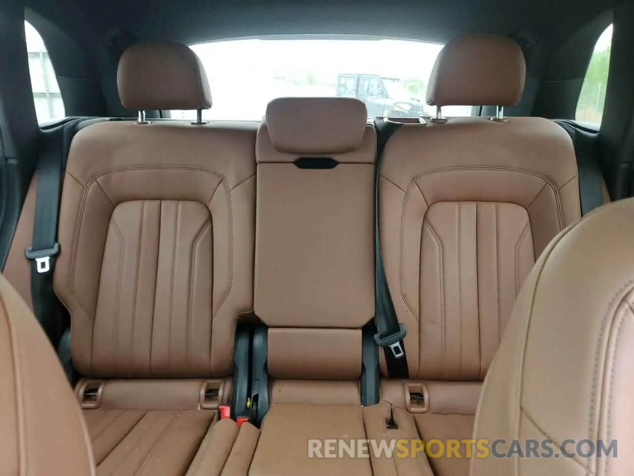 10 Photograph of a damaged car WA1AAAFY6M2117414 AUDI Q5 2021