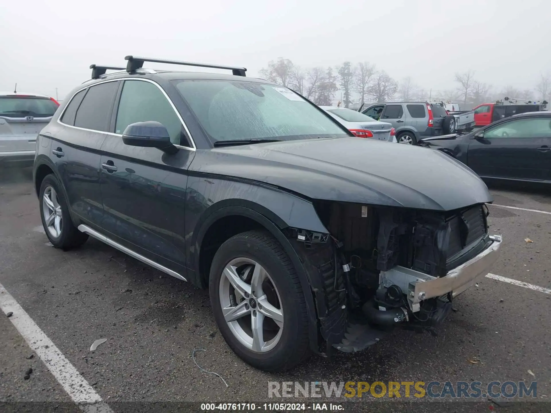 17 Photograph of a damaged car WA1AAAFY6M2127909 AUDI Q5 2021