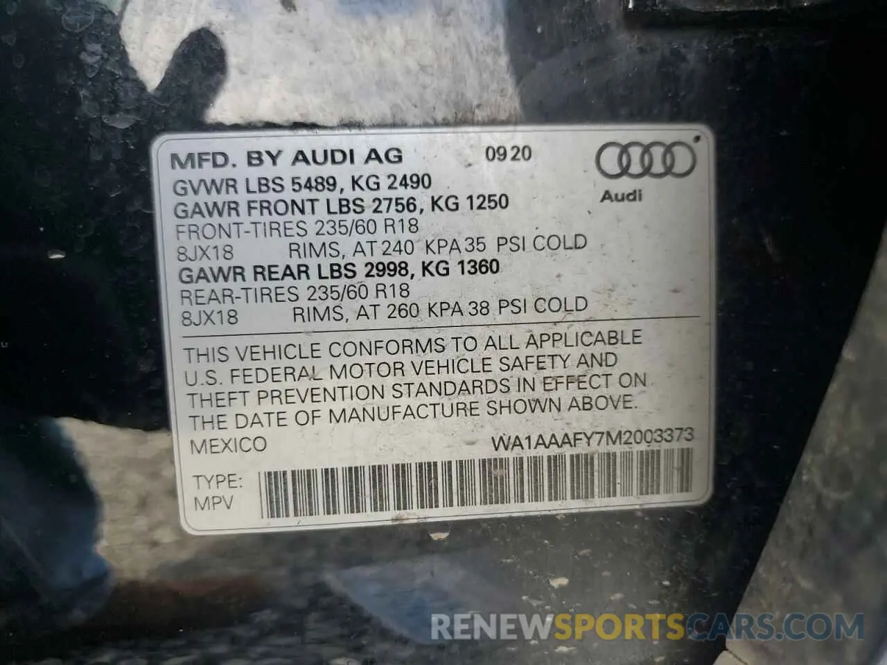 13 Photograph of a damaged car WA1AAAFY7M2003373 AUDI Q5 2021