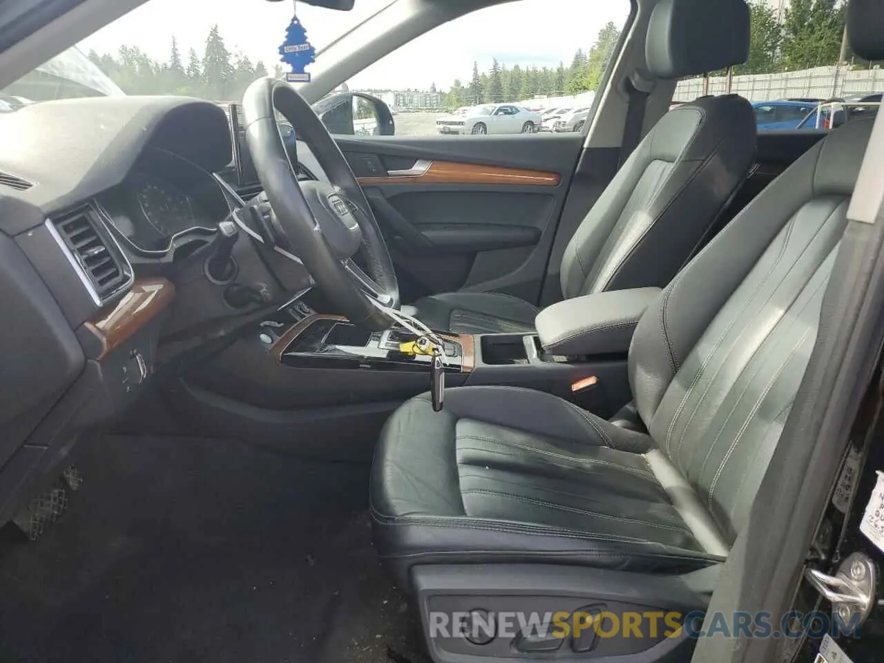 7 Photograph of a damaged car WA1AAAFY7M2003373 AUDI Q5 2021