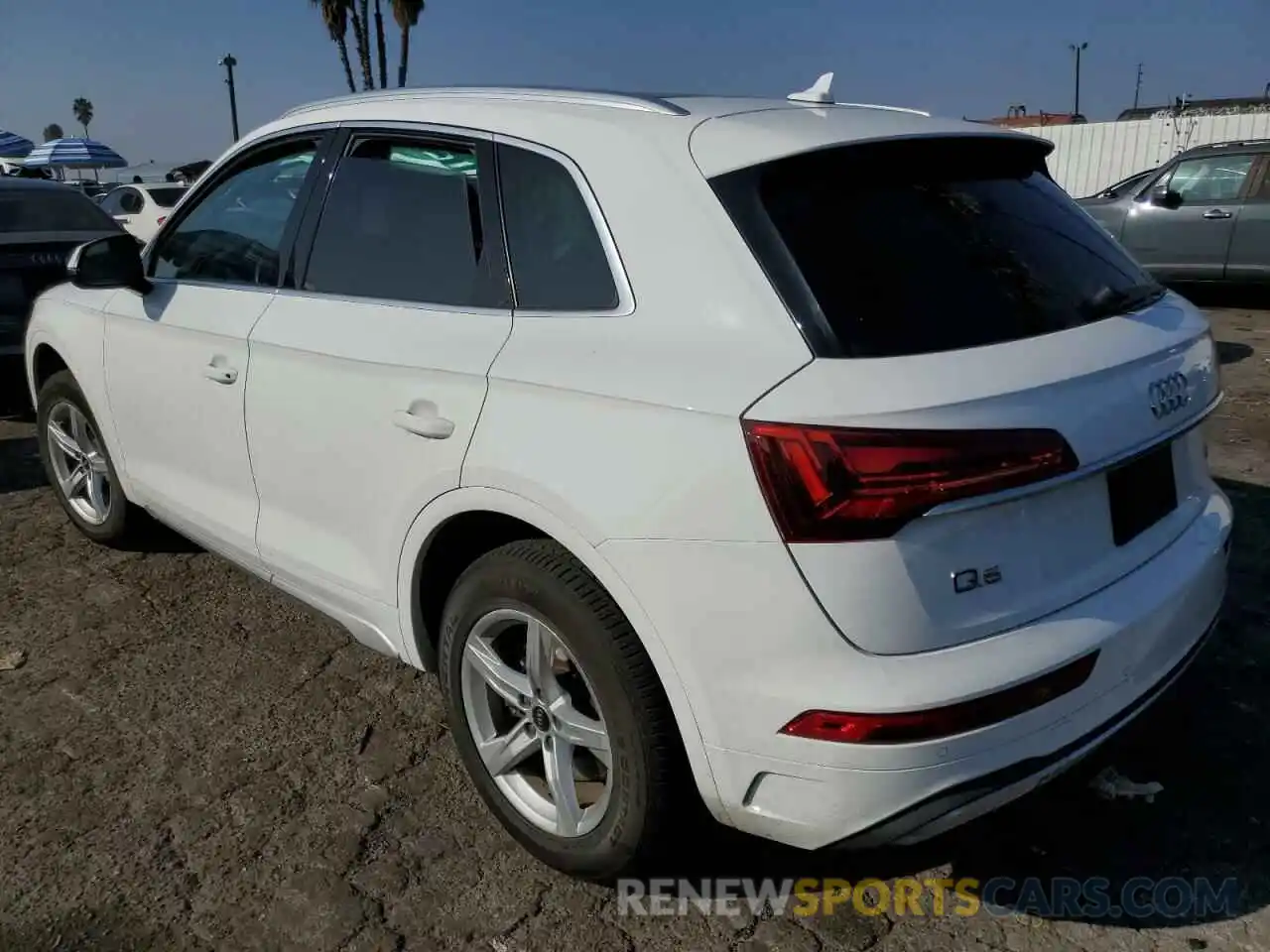 2 Photograph of a damaged car WA1AAAFY7M2051438 AUDI Q5 2021