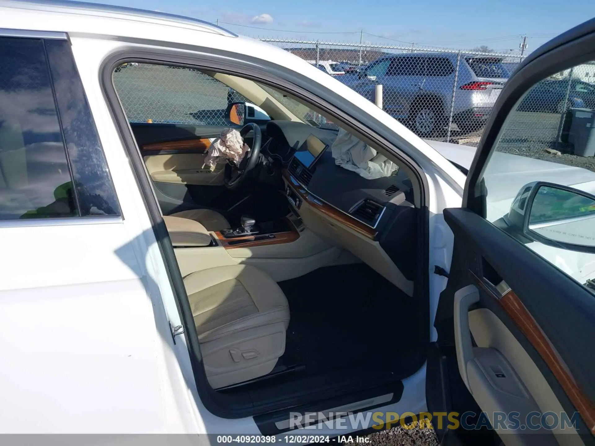 5 Photograph of a damaged car WA1AAAFY7M2091647 AUDI Q5 2021