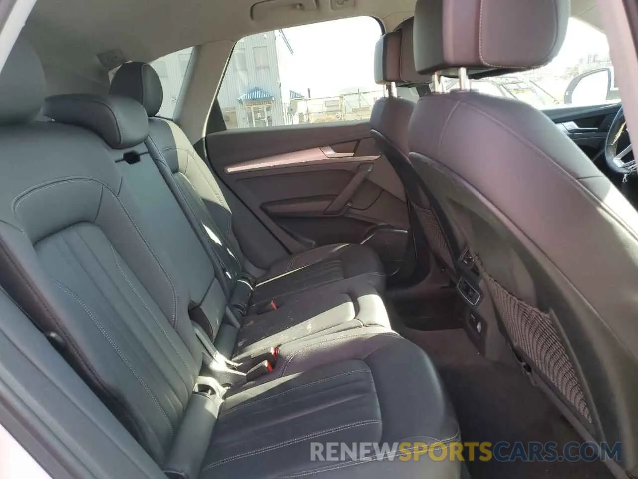 10 Photograph of a damaged car WA1AAAFY7M2097397 AUDI Q5 2021