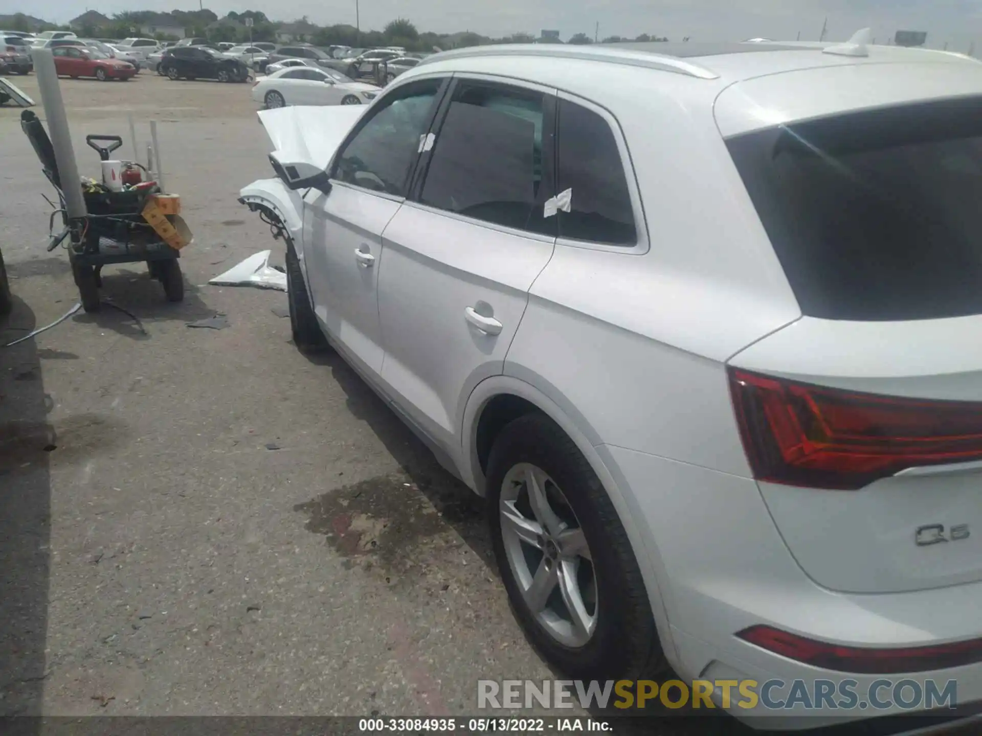 3 Photograph of a damaged car WA1AAAFY7M2102727 AUDI Q5 2021