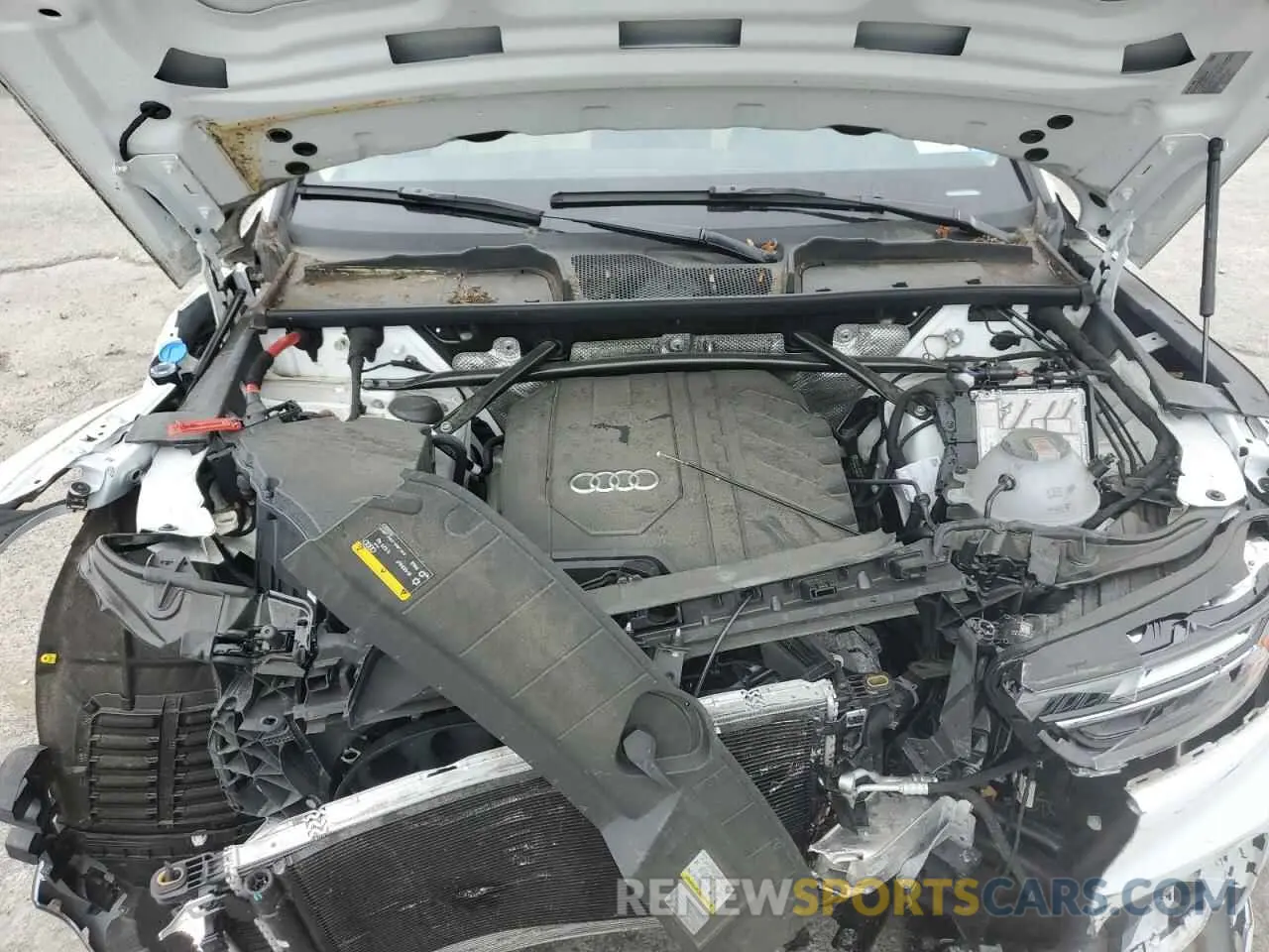 12 Photograph of a damaged car WA1AAAFY7M2132777 AUDI Q5 2021