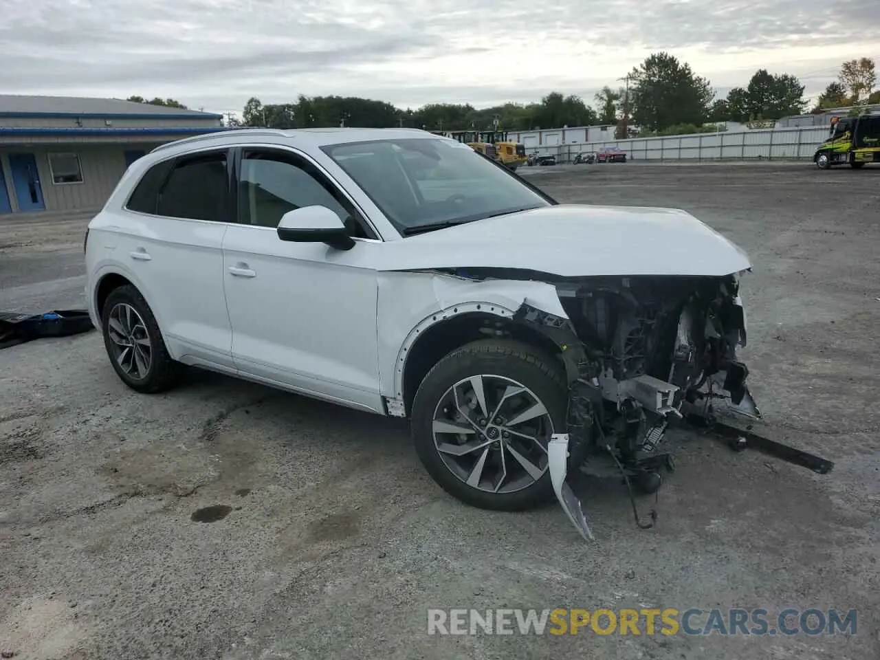 4 Photograph of a damaged car WA1AAAFY7M2132777 AUDI Q5 2021