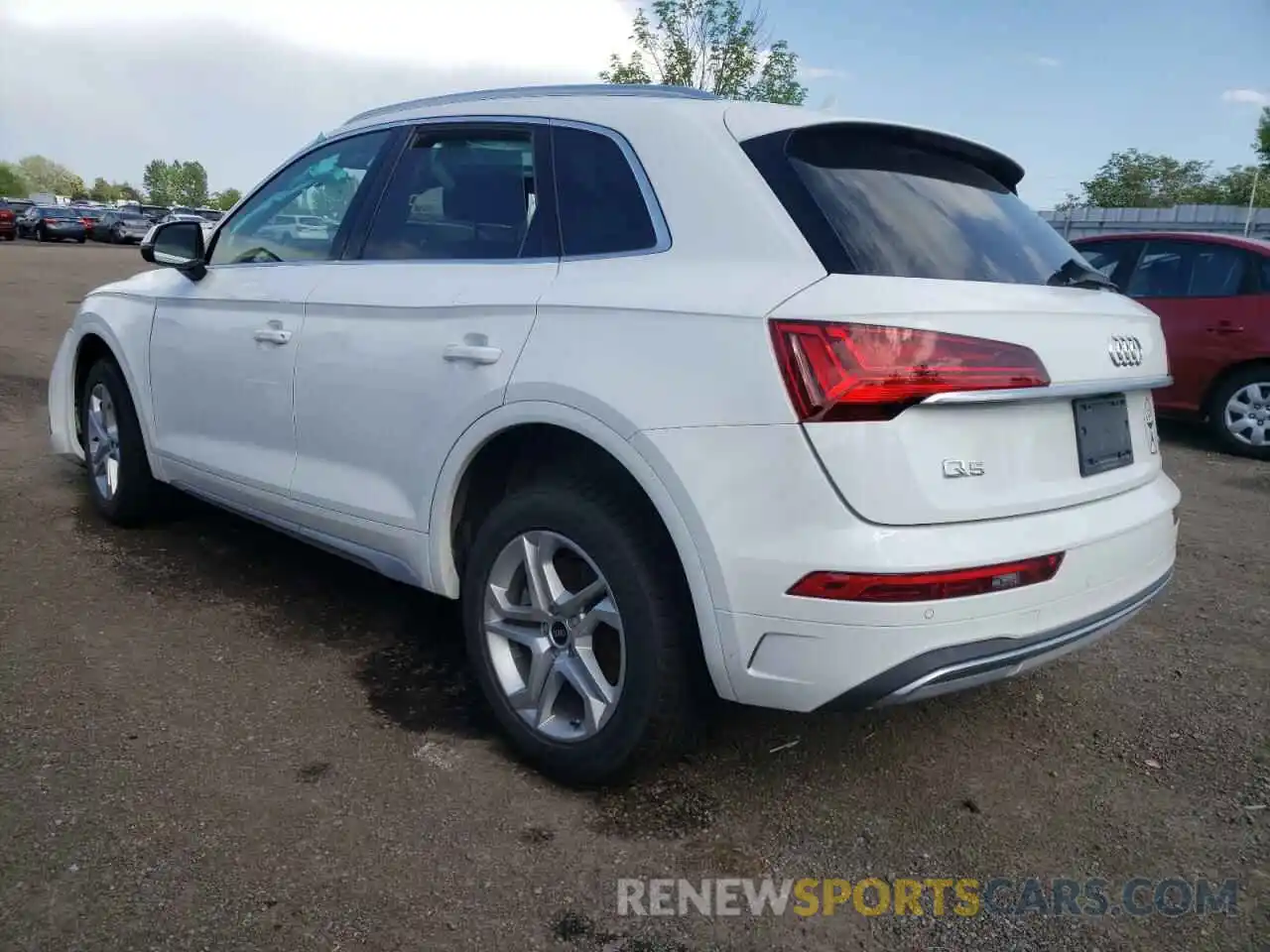 3 Photograph of a damaged car WA1AAAFY8M2067454 AUDI Q5 2021