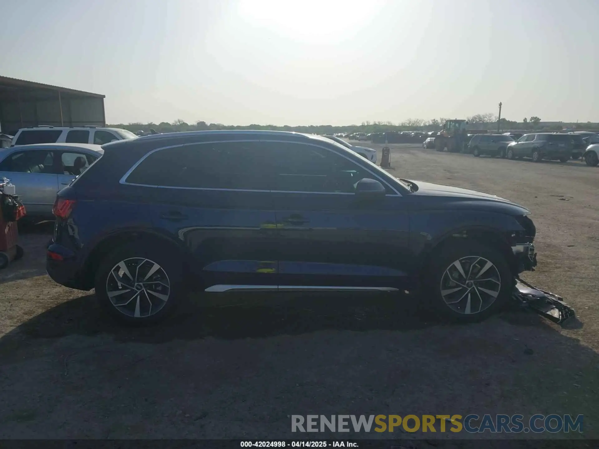14 Photograph of a damaged car WA1AAAFY8M2074985 AUDI Q5 2021