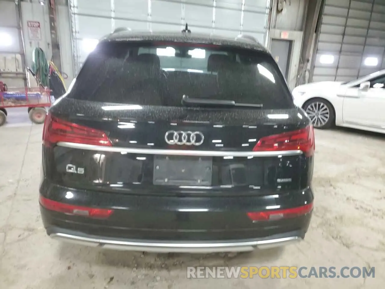 6 Photograph of a damaged car WA1AAAFY8M2075490 AUDI Q5 2021