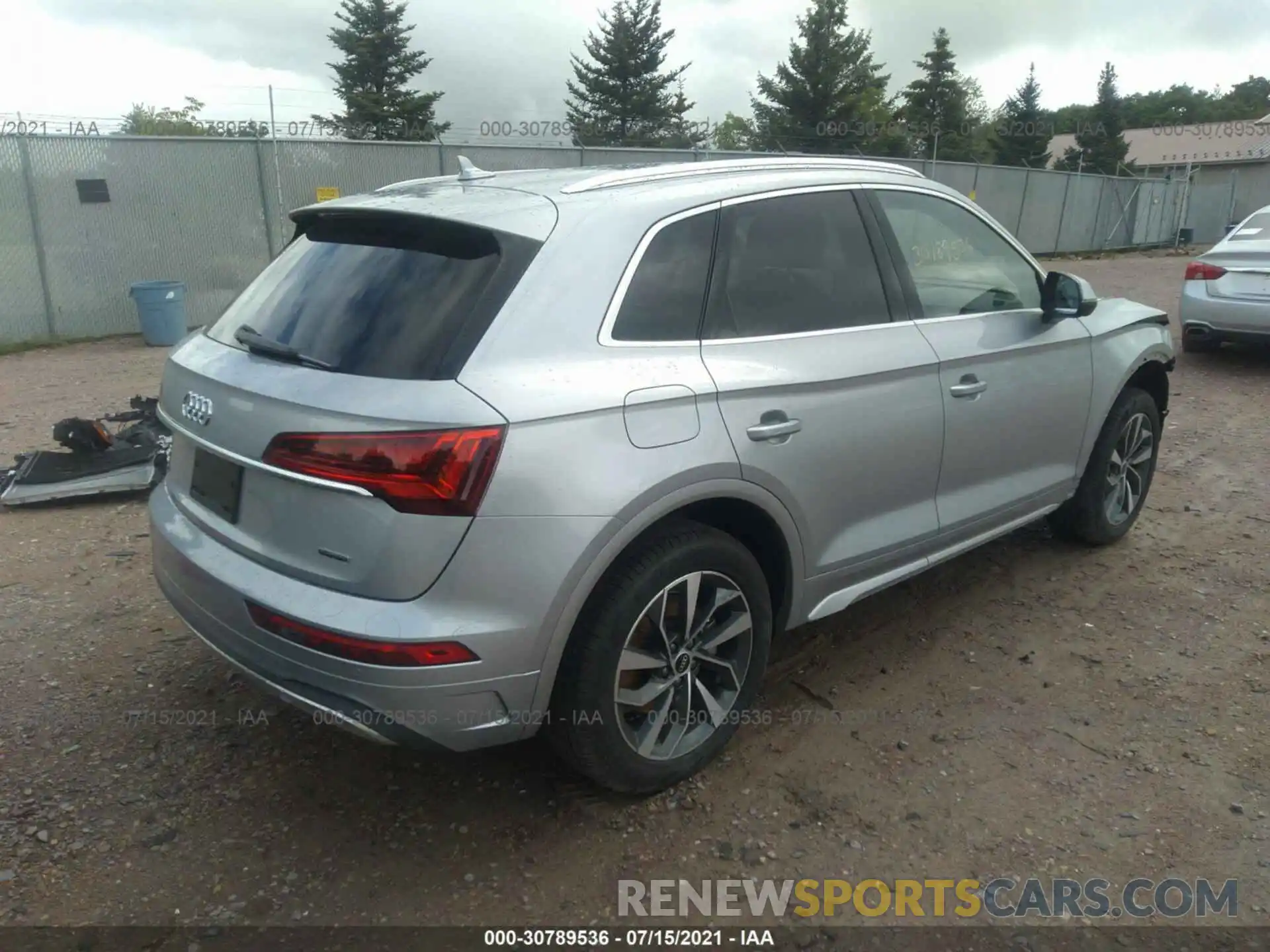 4 Photograph of a damaged car WA1AAAFY9M2007649 AUDI Q5 2021