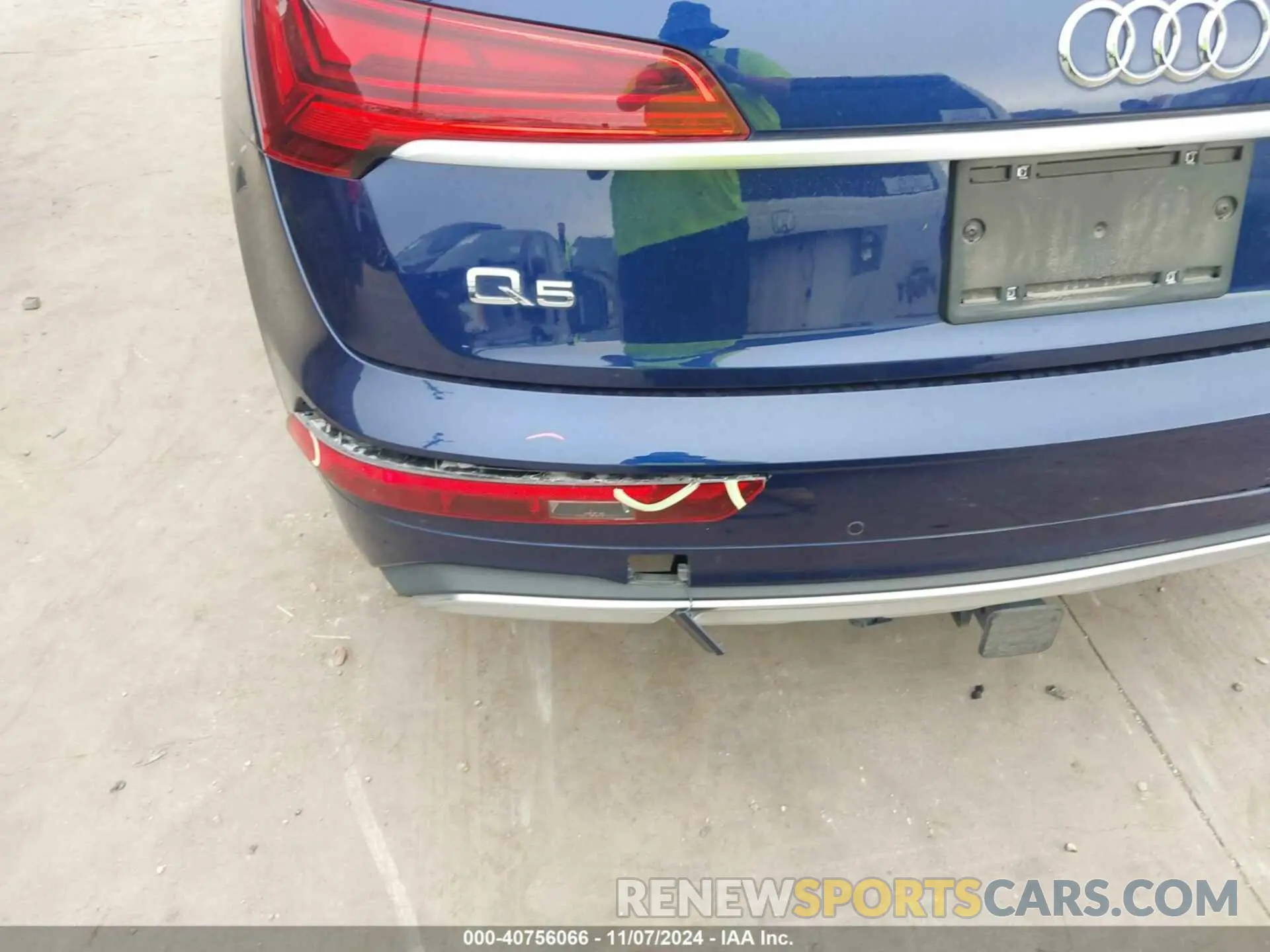19 Photograph of a damaged car WA1AAAFY9M2056074 AUDI Q5 2021