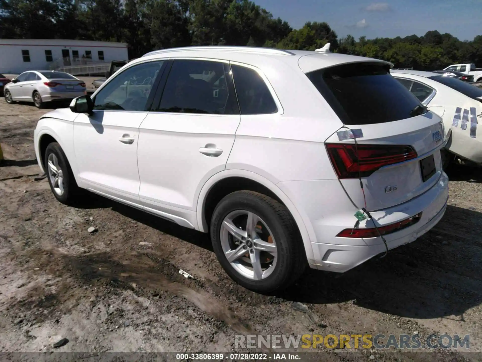 3 Photograph of a damaged car WA1AAAFY9M2058892 AUDI Q5 2021