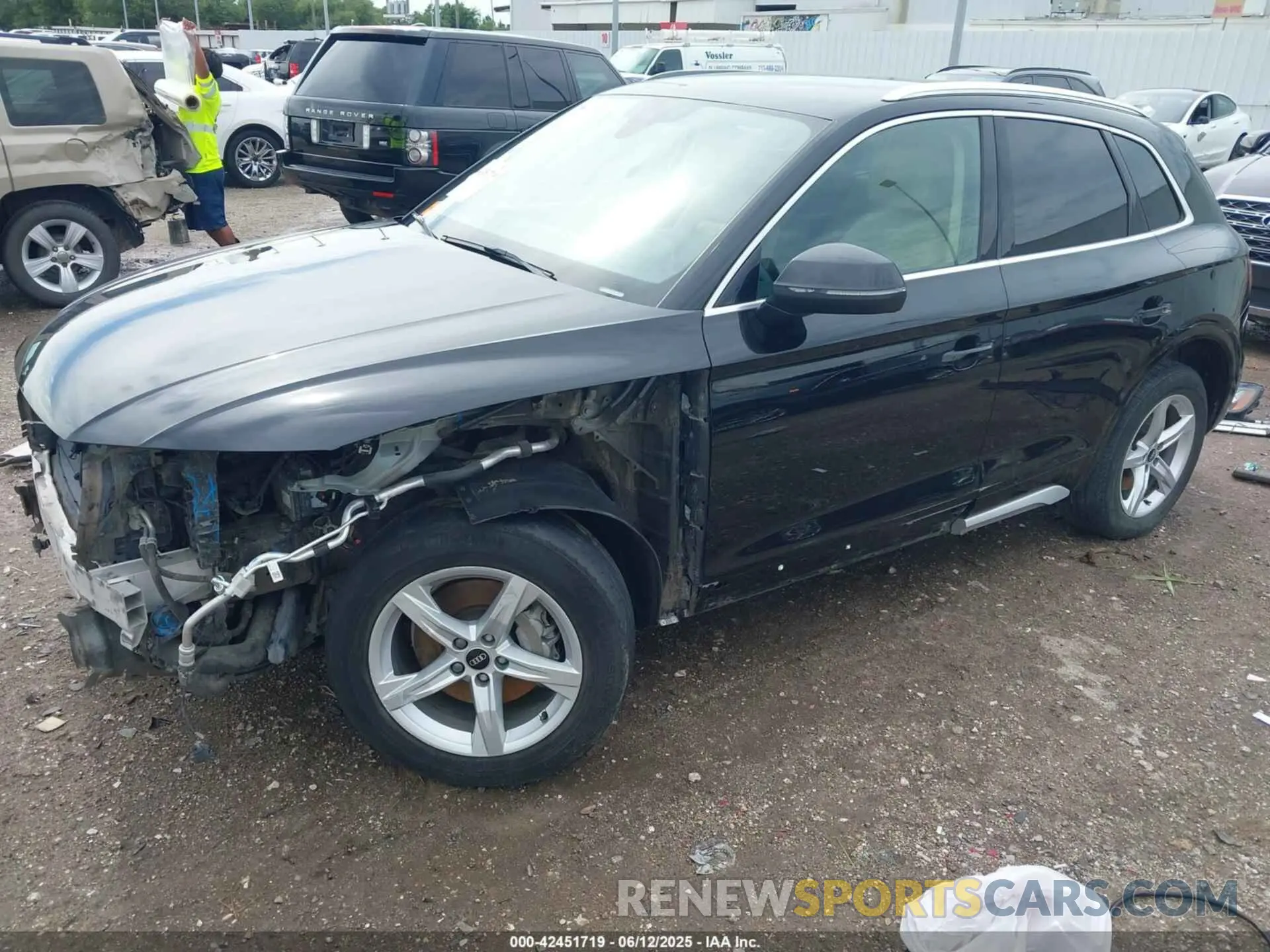2 Photograph of a damaged car WA1AAAFYXM2004808 AUDI Q5 2021