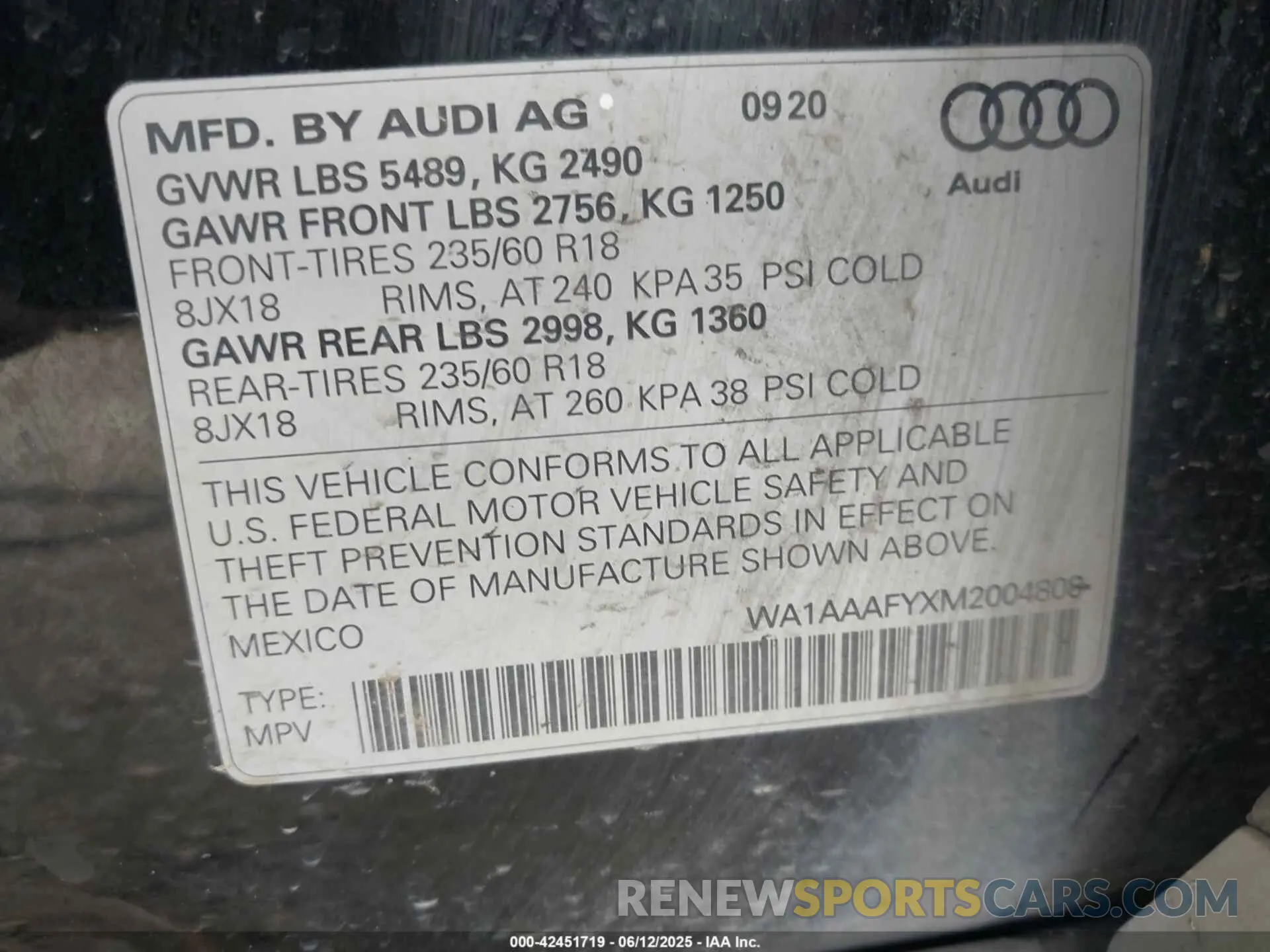 9 Photograph of a damaged car WA1AAAFYXM2004808 AUDI Q5 2021