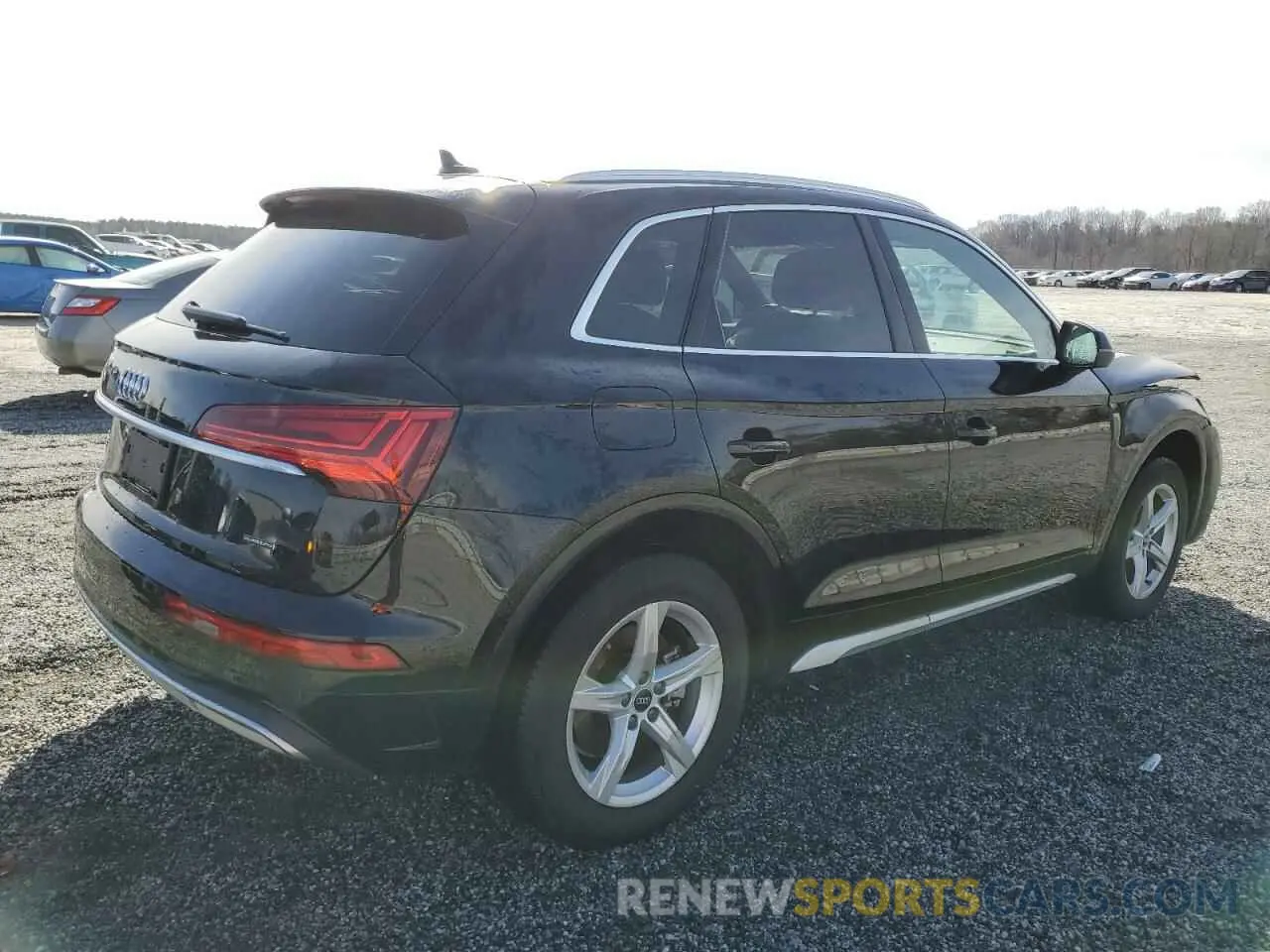 3 Photograph of a damaged car WA1AAAFYXM2092372 AUDI Q5 2021