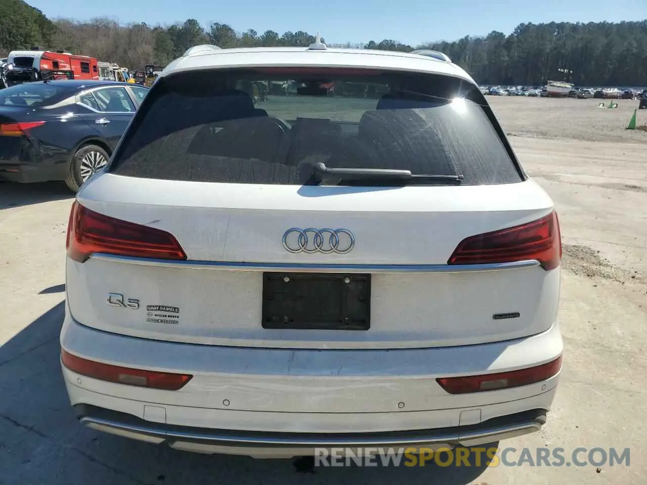 6 Photograph of a damaged car WA1BAAFY0M2018706 AUDI Q5 2021