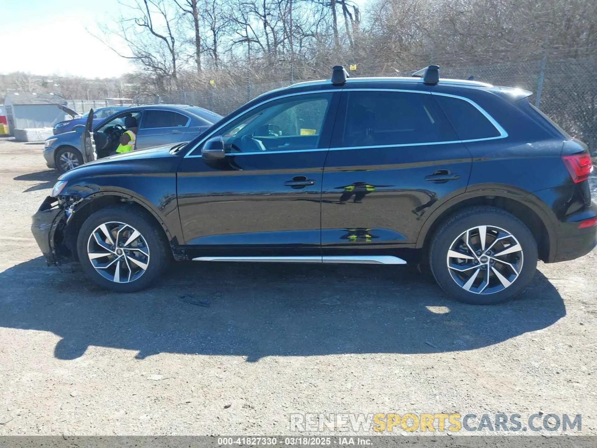 15 Photograph of a damaged car WA1BAAFY0M2018978 AUDI Q5 2021