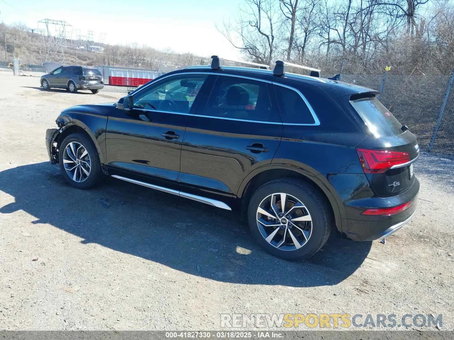 3 Photograph of a damaged car WA1BAAFY0M2018978 AUDI Q5 2021