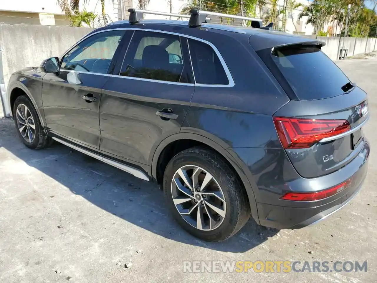 2 Photograph of a damaged car WA1BAAFY0M2052628 AUDI Q5 2021