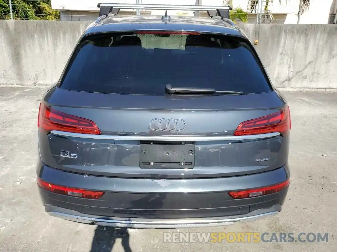 6 Photograph of a damaged car WA1BAAFY0M2052628 AUDI Q5 2021