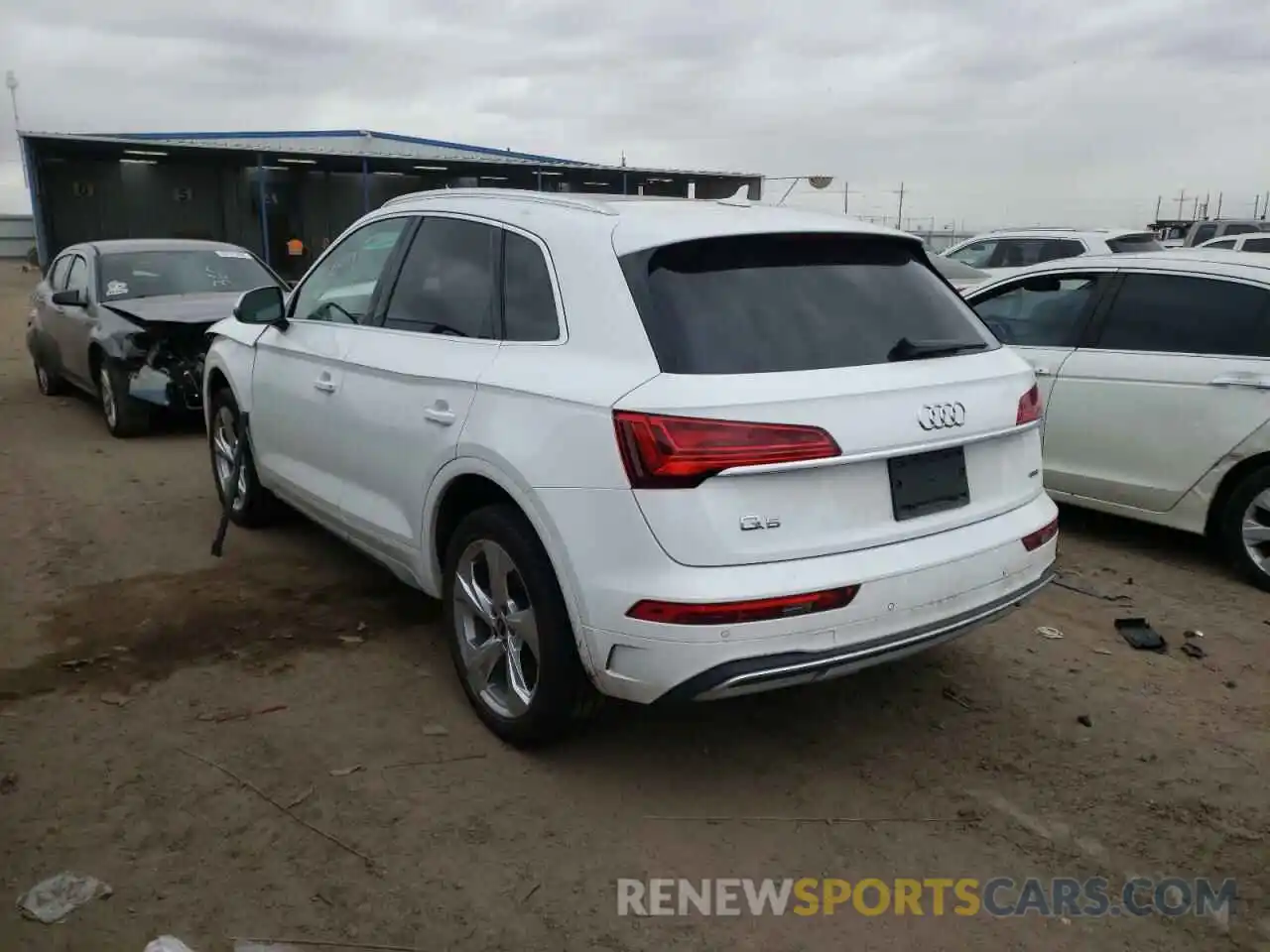 3 Photograph of a damaged car WA1BAAFY0M2073589 AUDI Q5 2021