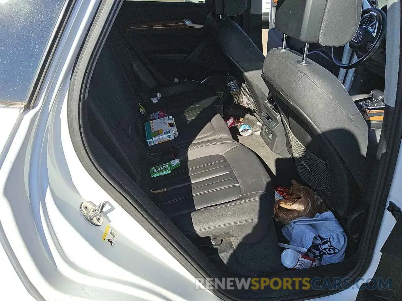 9 Photograph of a damaged car WA1BAAFY0M2104159 AUDI Q5 2021