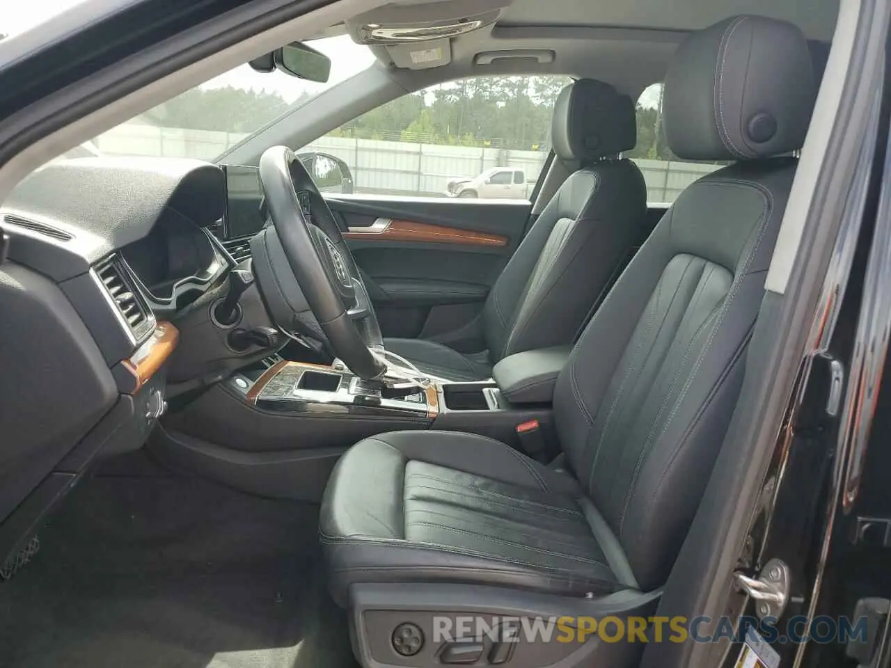 7 Photograph of a damaged car WA1BAAFY0M2127487 AUDI Q5 2021