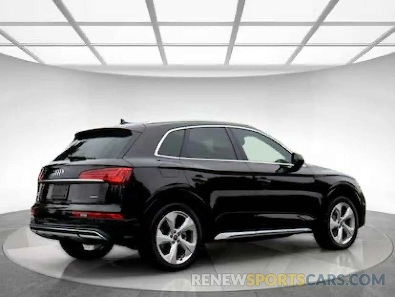 4 Photograph of a damaged car WA1BAAFY0M2131166 AUDI Q5 2021