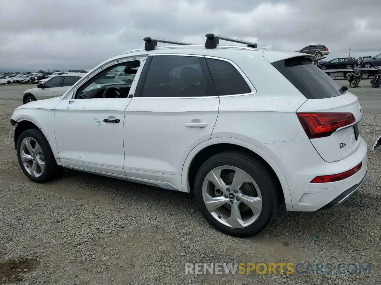 2 Photograph of a damaged car WA1BAAFY1M2016382 AUDI Q5 2021