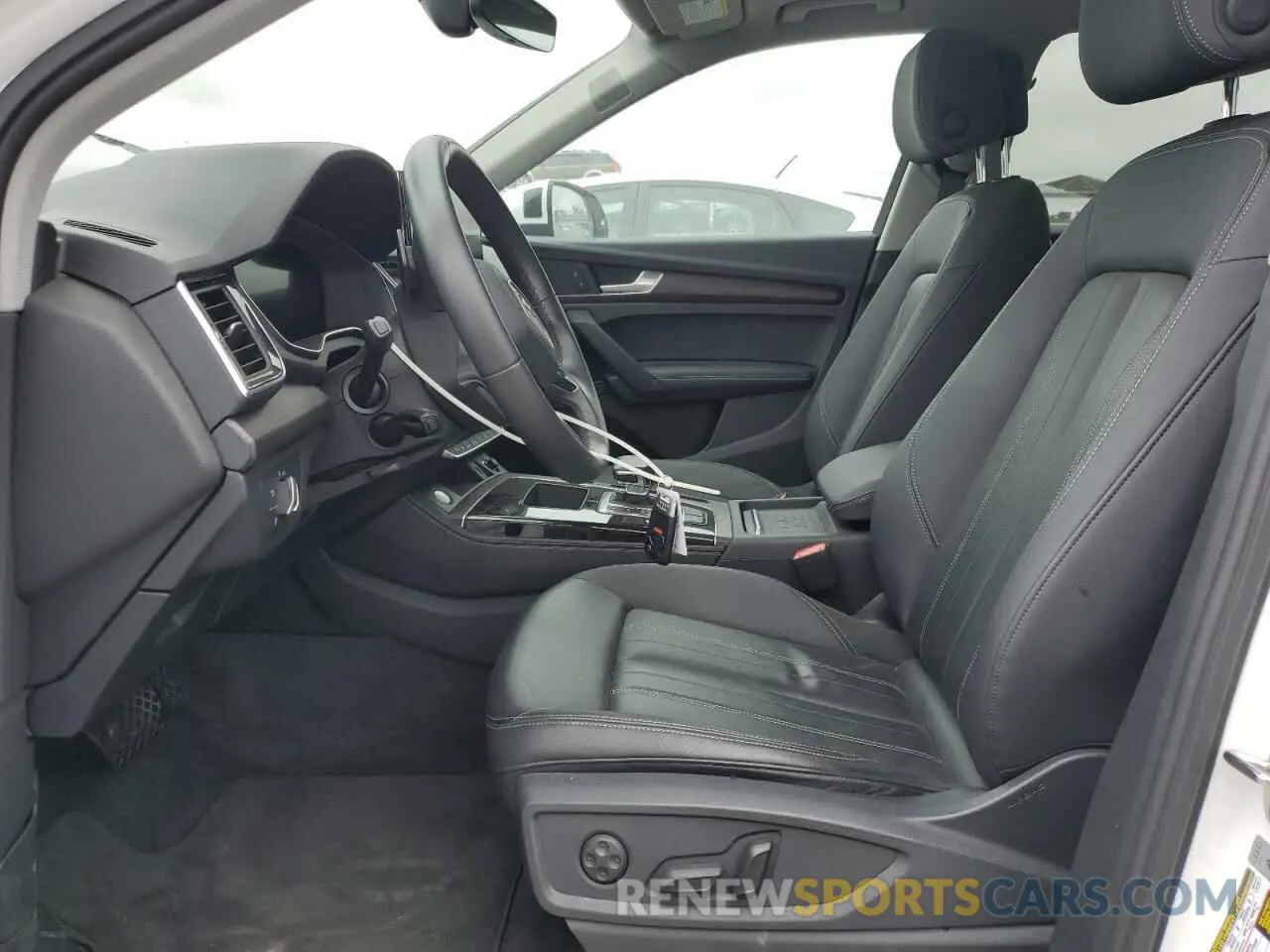 7 Photograph of a damaged car WA1BAAFY1M2016382 AUDI Q5 2021