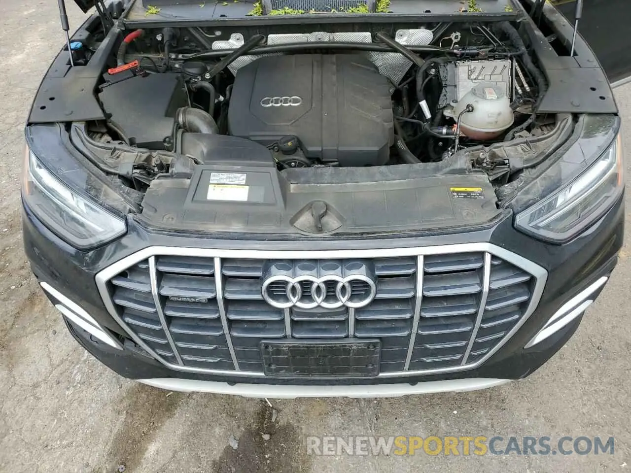 12 Photograph of a damaged car WA1BAAFY1M2016401 AUDI Q5 2021