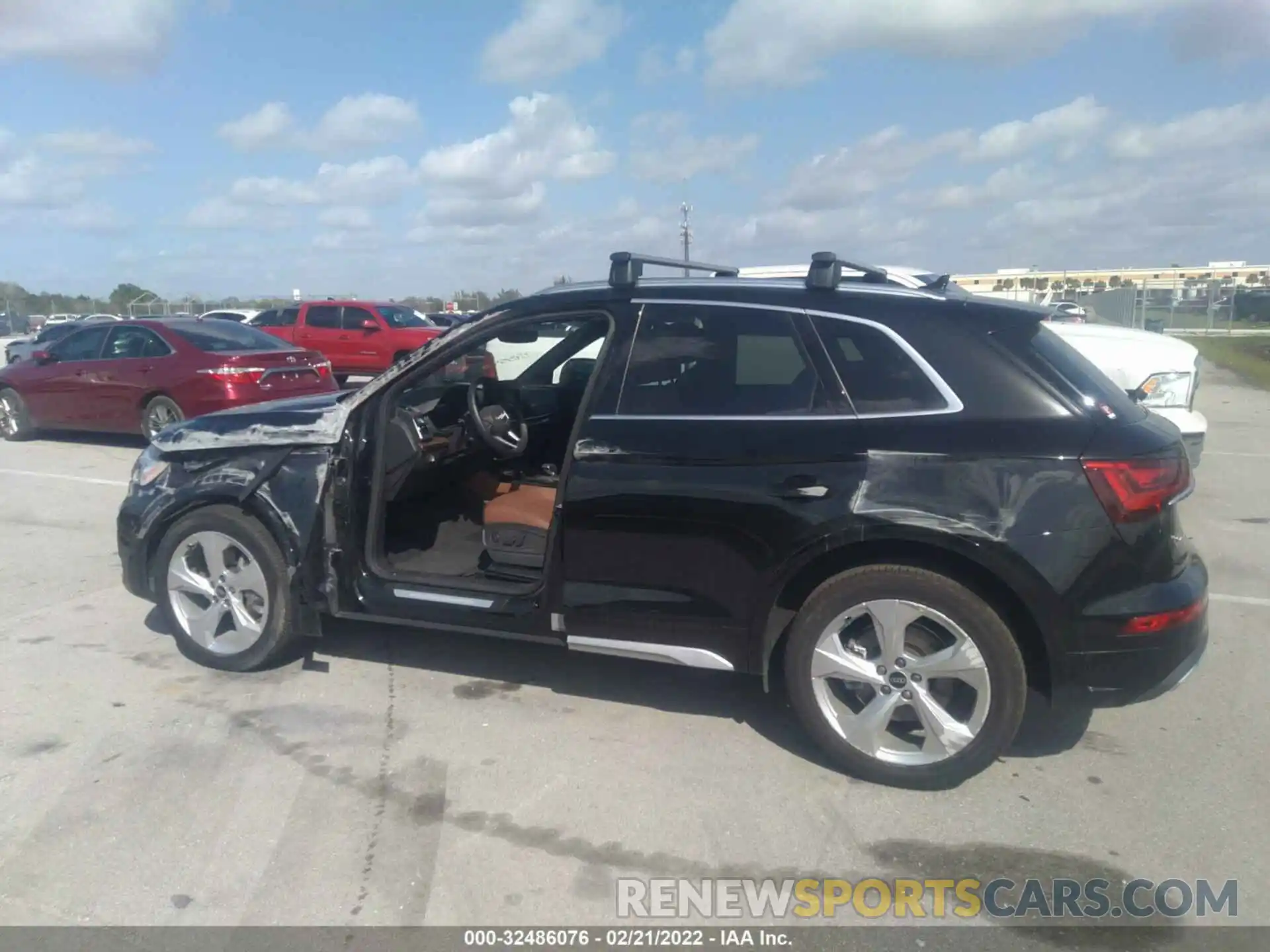 6 Photograph of a damaged car WA1BAAFY1M2079577 AUDI Q5 2021