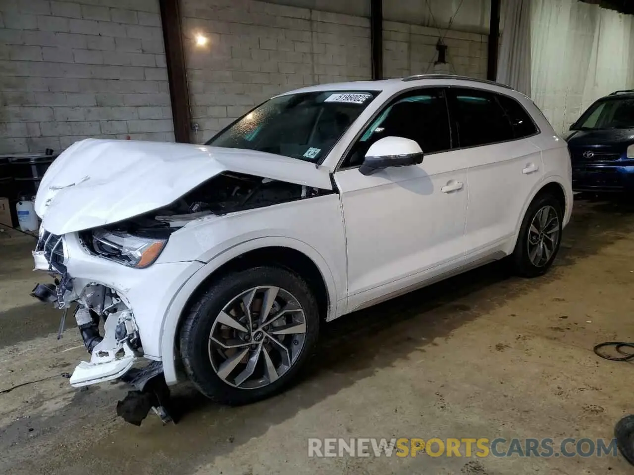 1 Photograph of a damaged car WA1BAAFY1M2108916 AUDI Q5 2021