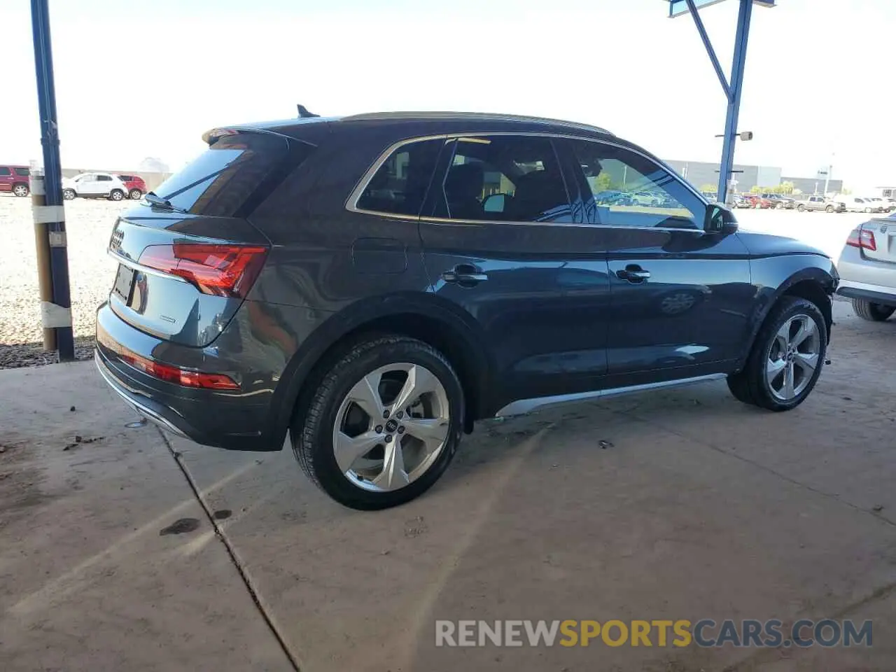3 Photograph of a damaged car WA1BAAFY2M2046989 AUDI Q5 2021