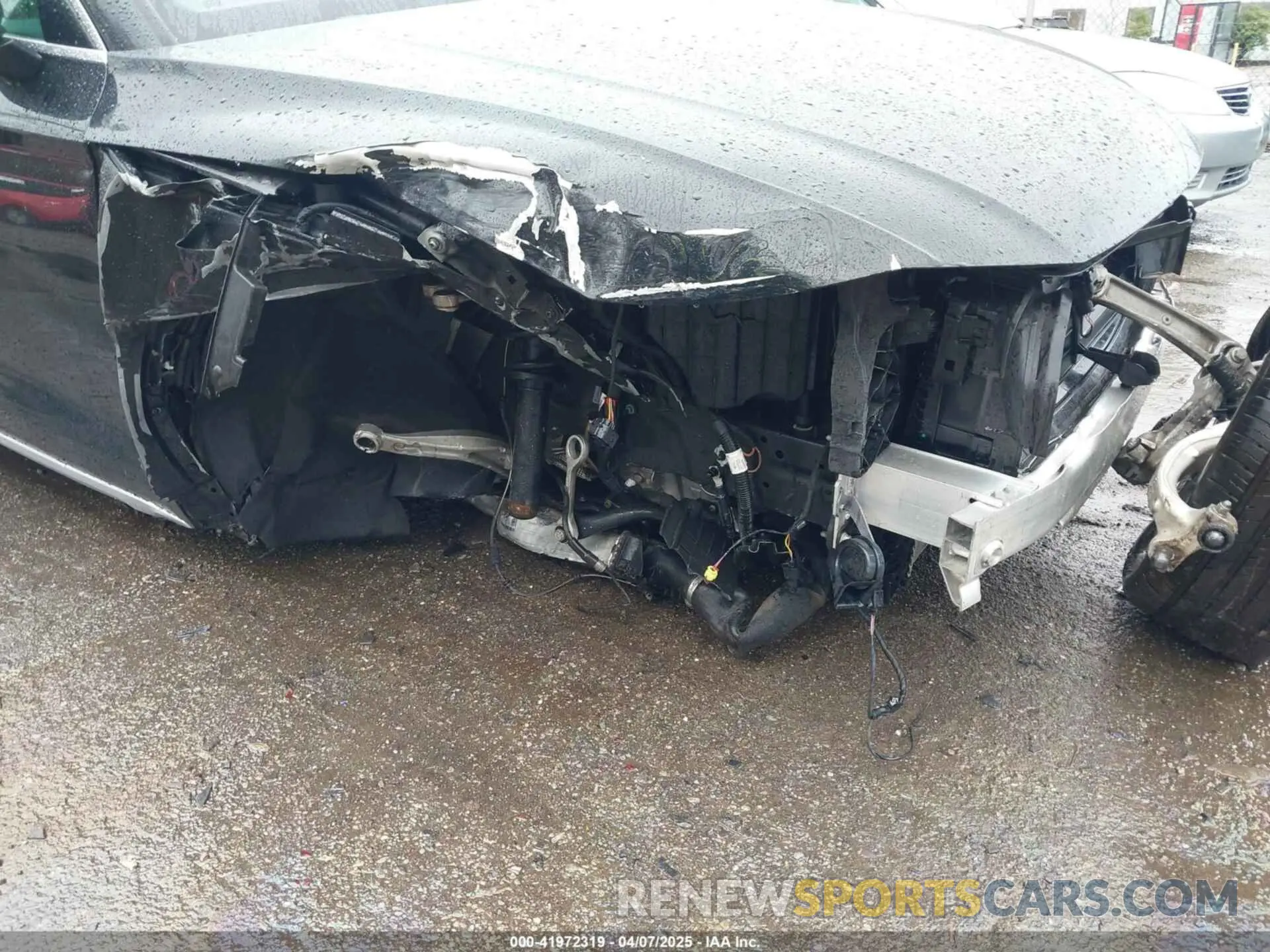 6 Photograph of a damaged car WA1BAAFY2M2052680 AUDI Q5 2021