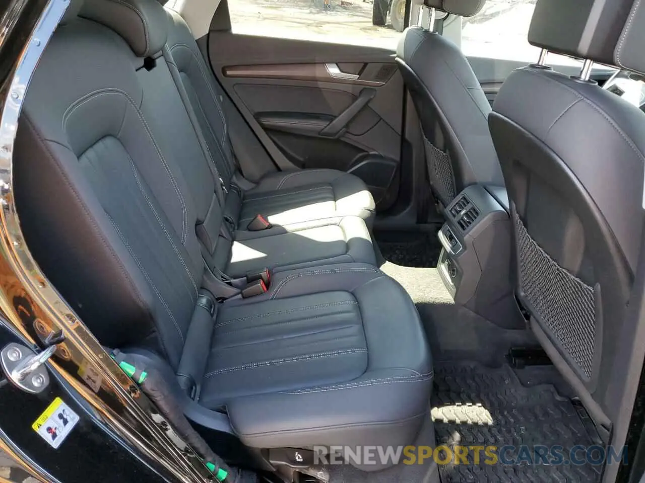 11 Photograph of a damaged car WA1BAAFY2M2056518 AUDI Q5 2021