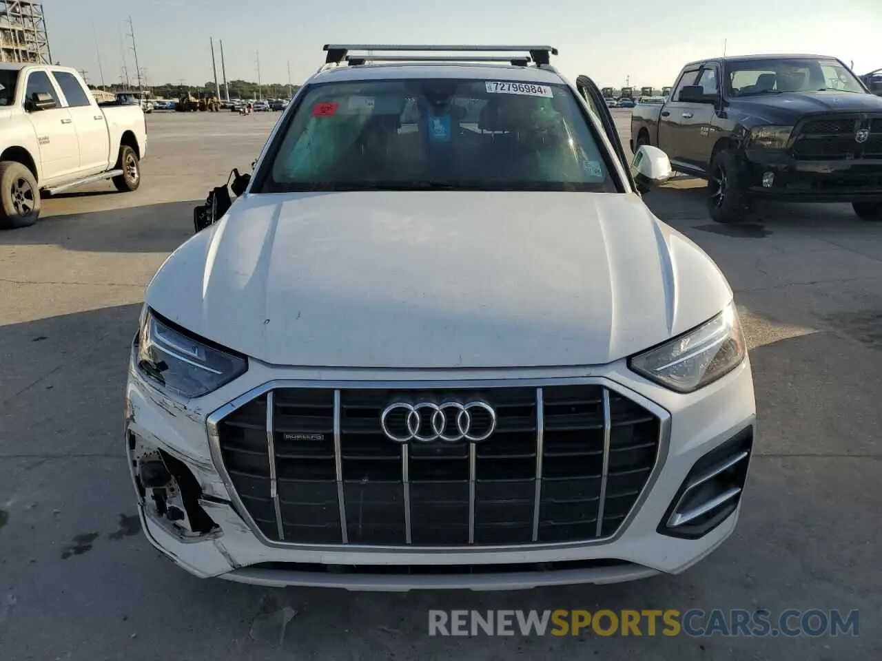 5 Photograph of a damaged car WA1BAAFY2M2060195 AUDI Q5 2021