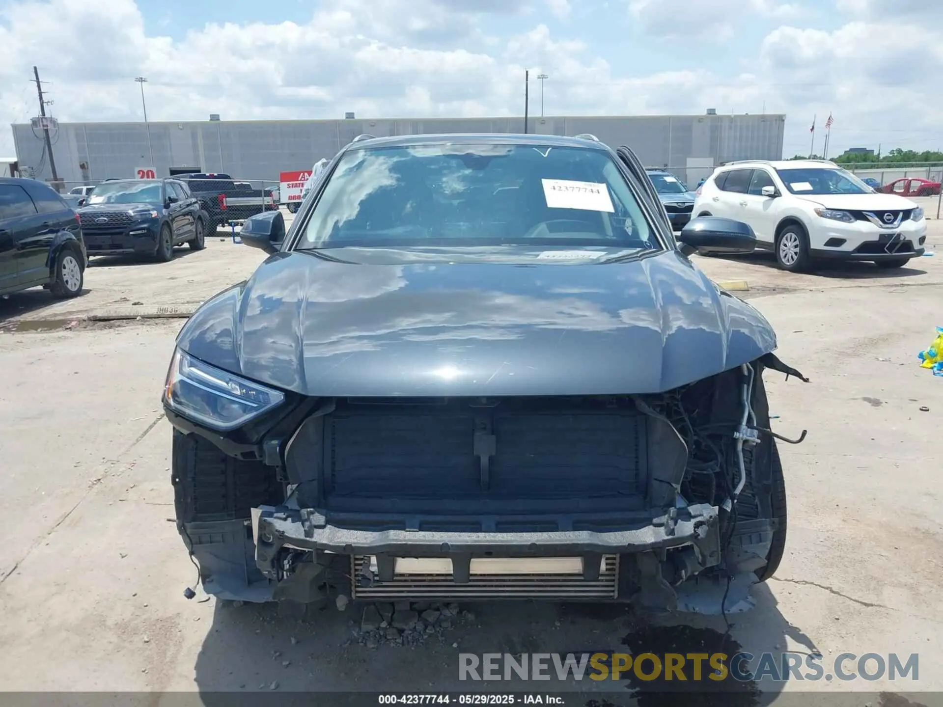 6 Photograph of a damaged car WA1BAAFY2M2092466 AUDI Q5 2021