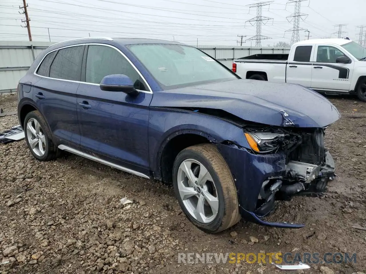 4 Photograph of a damaged car WA1BAAFY2M2119620 AUDI Q5 2021