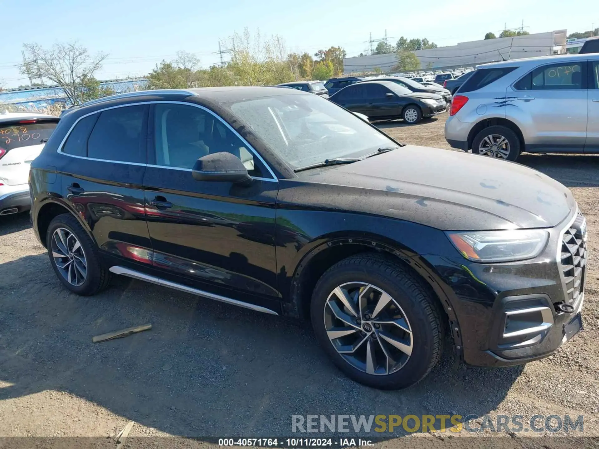 13 Photograph of a damaged car WA1BAAFY2M2125384 AUDI Q5 2021