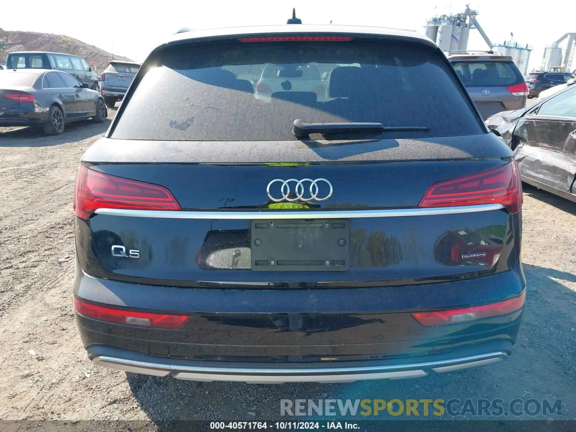 16 Photograph of a damaged car WA1BAAFY2M2125384 AUDI Q5 2021