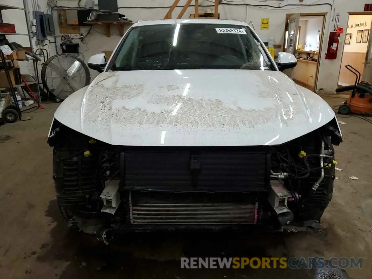 5 Photograph of a damaged car WA1BAAFY2M2130570 AUDI Q5 2021