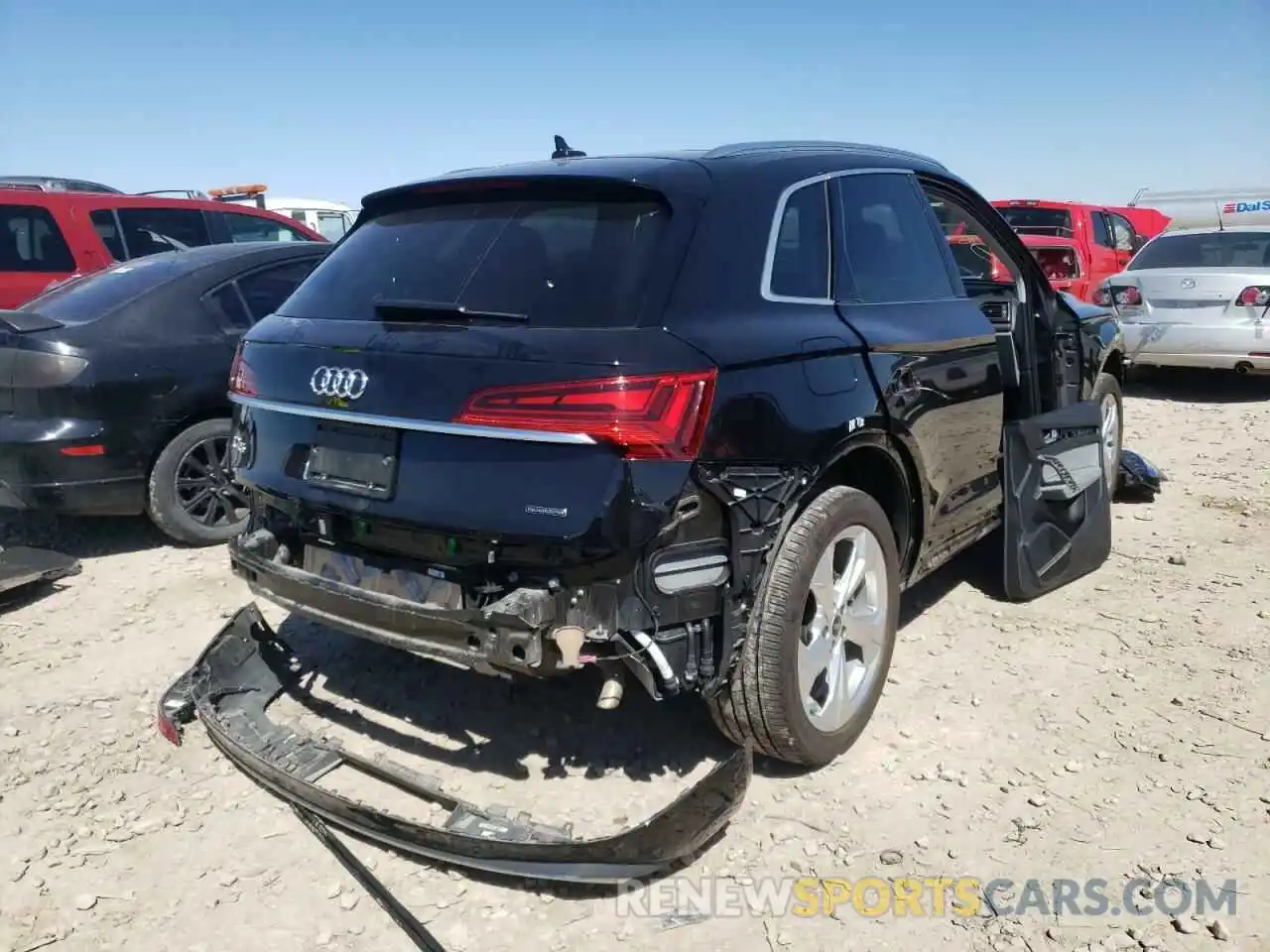 4 Photograph of a damaged car WA1BAAFY3M2010793 AUDI Q5 2021