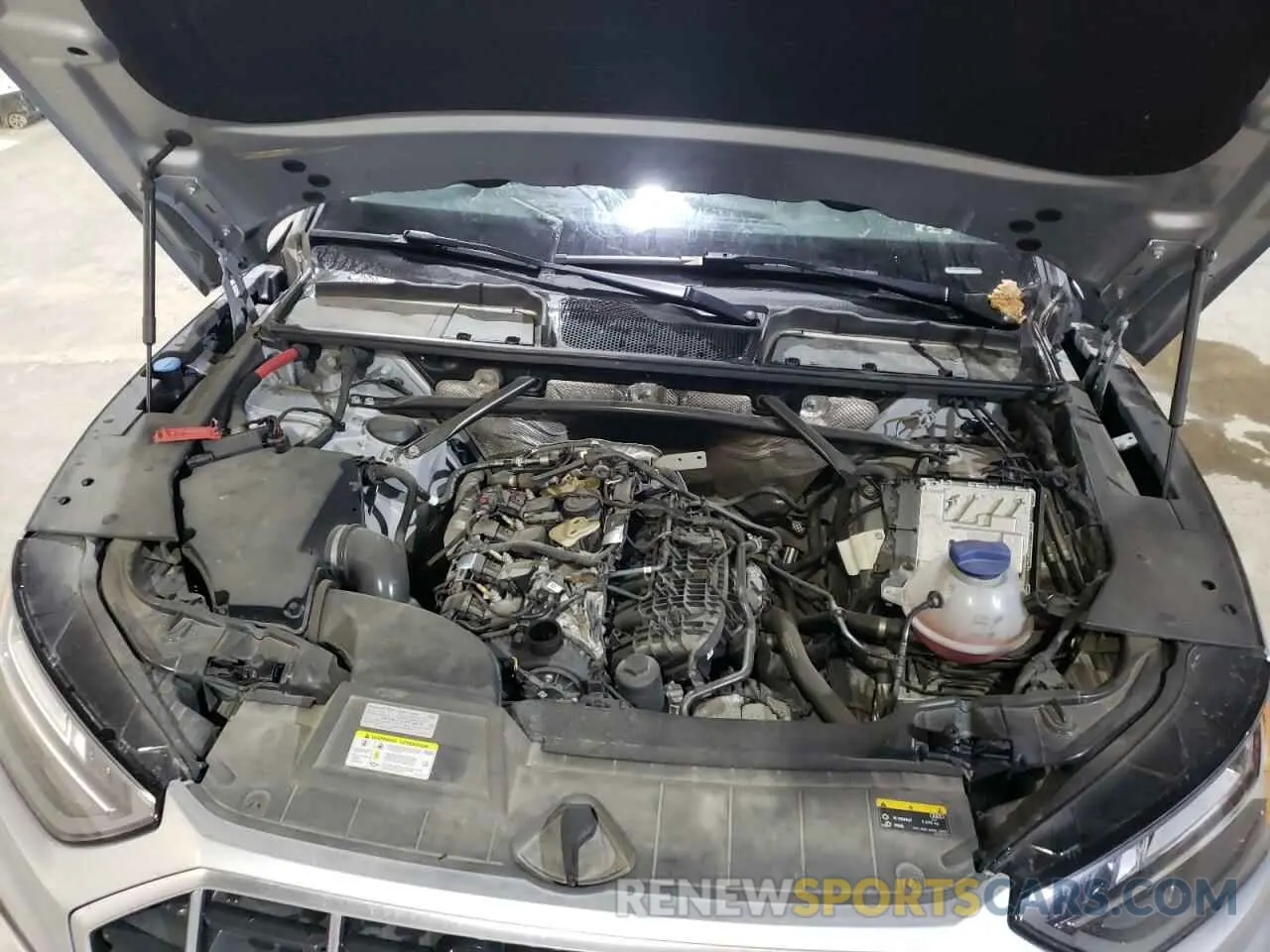 12 Photograph of a damaged car WA1BAAFY3M2018683 AUDI Q5 2021