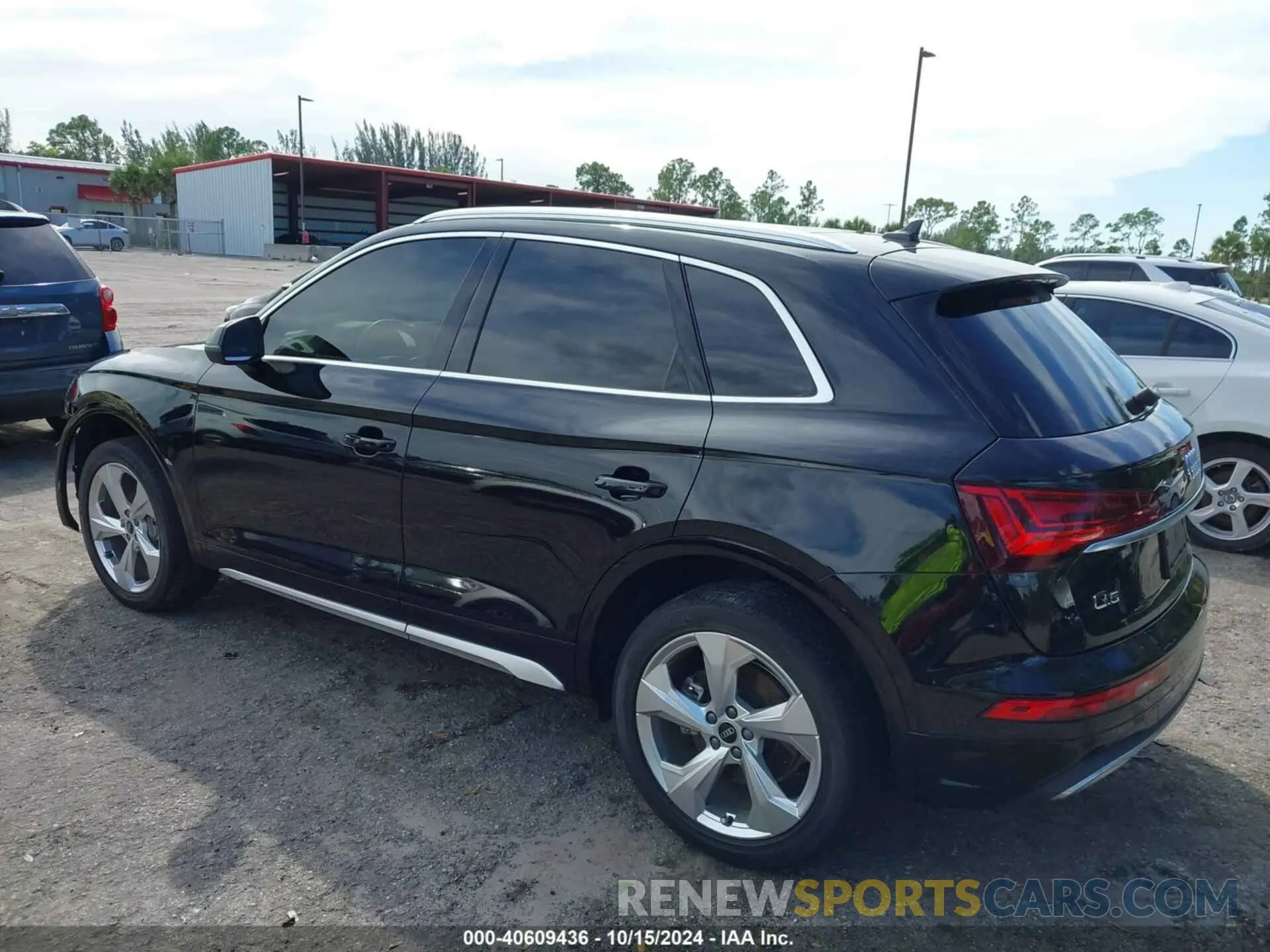 3 Photograph of a damaged car WA1BAAFY3M2020532 AUDI Q5 2021